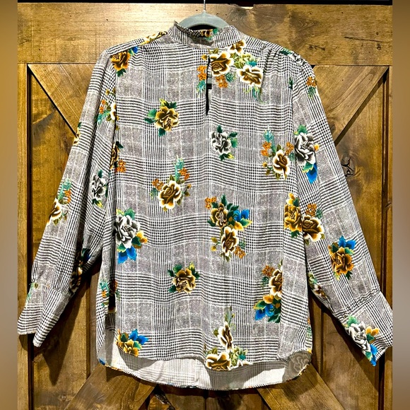 EUC Supply & Demand Checkered Floral Blouse Sz L - Picture 11 of 15